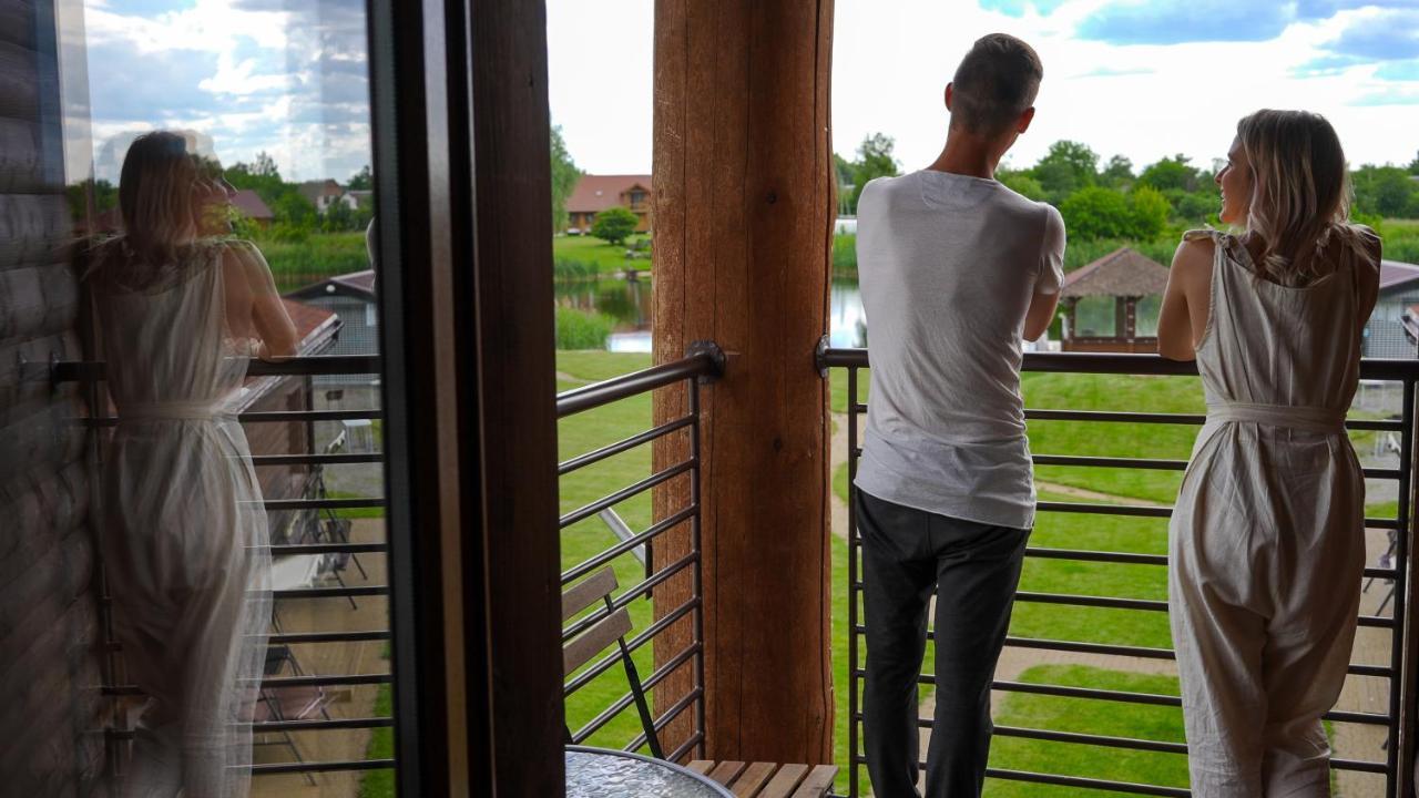 Eden Resort Yasnogorodka  Экстерьер фото