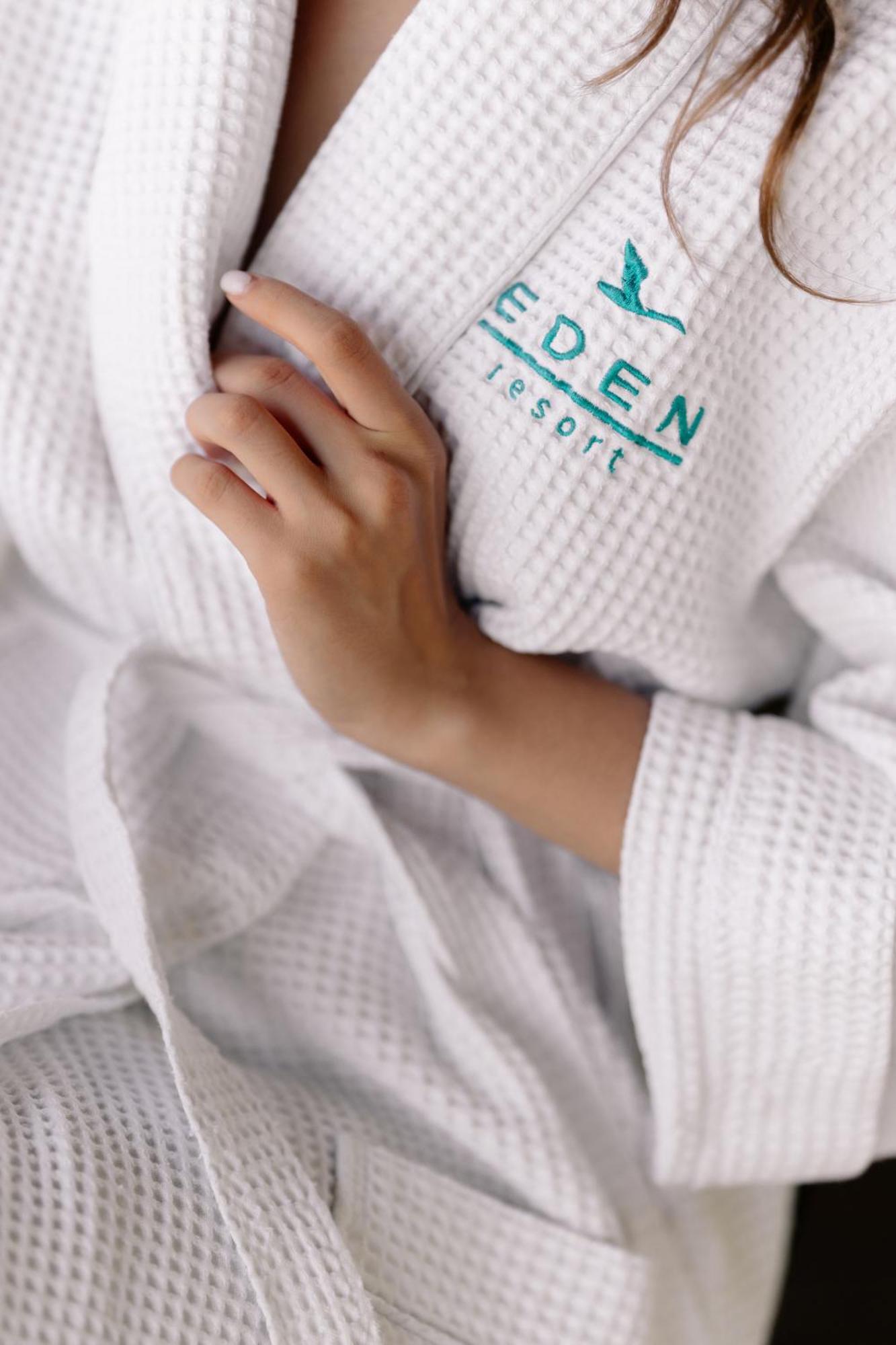 Eden Resort Yasnogorodka  Экстерьер фото